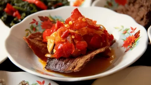 8 Typical West Sumatran Food That Sshakes the Ttongue