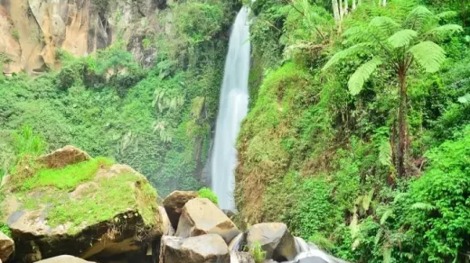 Talun Waterfall, Favorite Waterfall Recreational Destination in Batu Malang
